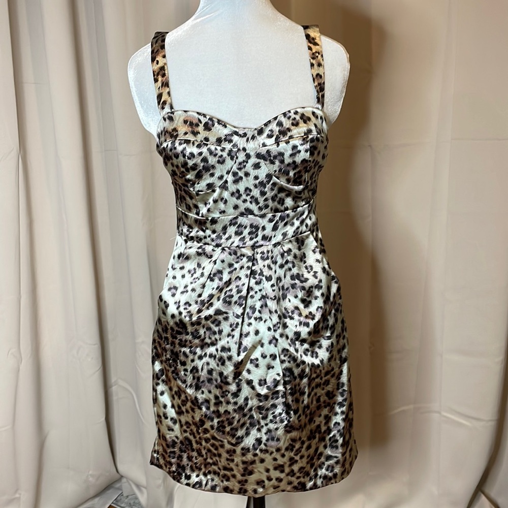 🍉 Size M Charlotte Russe sage black and purple animal print satin dress